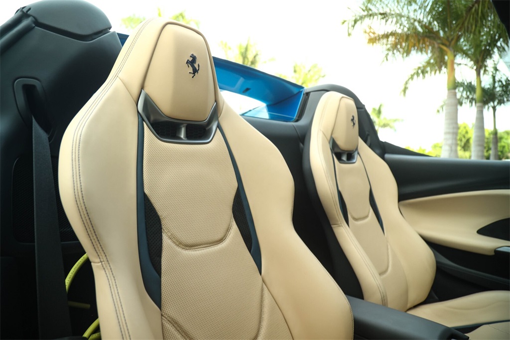 2024 Ferrari 296 GTS photo 40