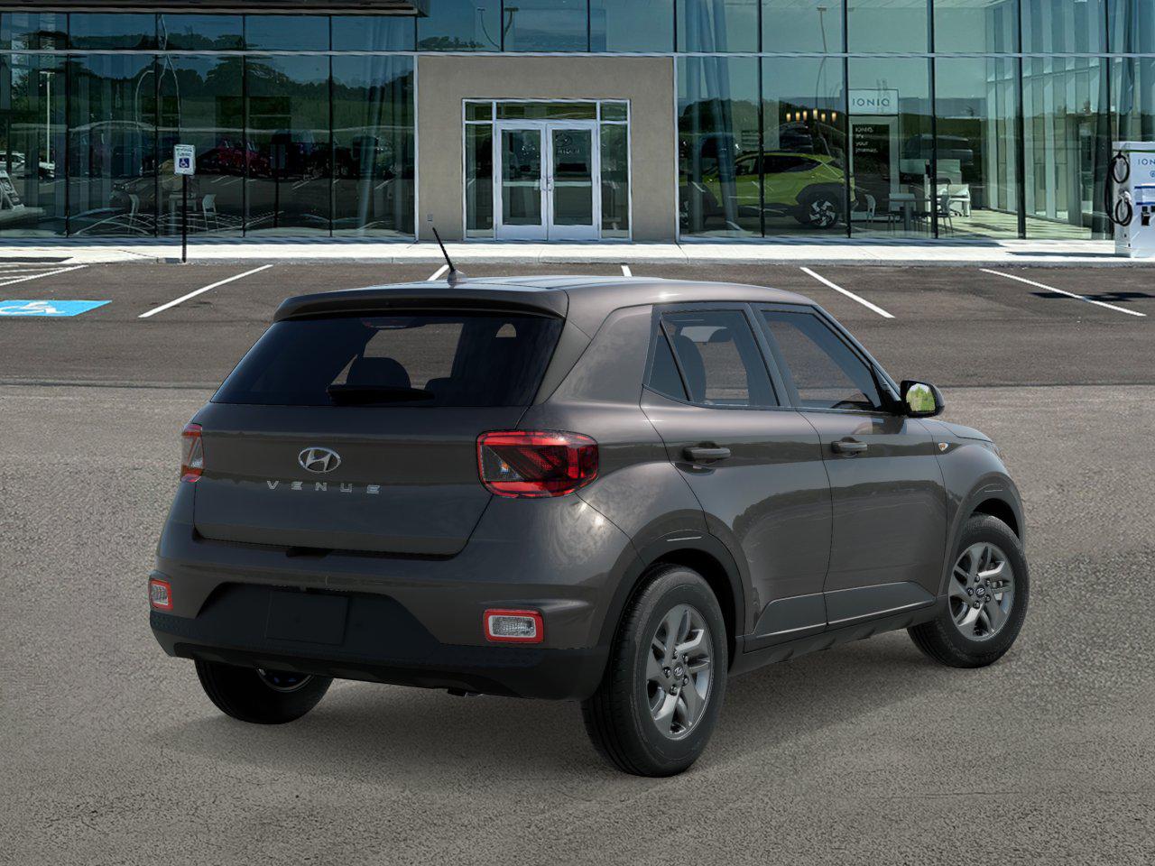 2025 Hyundai Venue SE photo 4