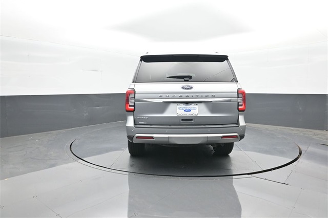 2022 Ford Expedition Limited photo 4