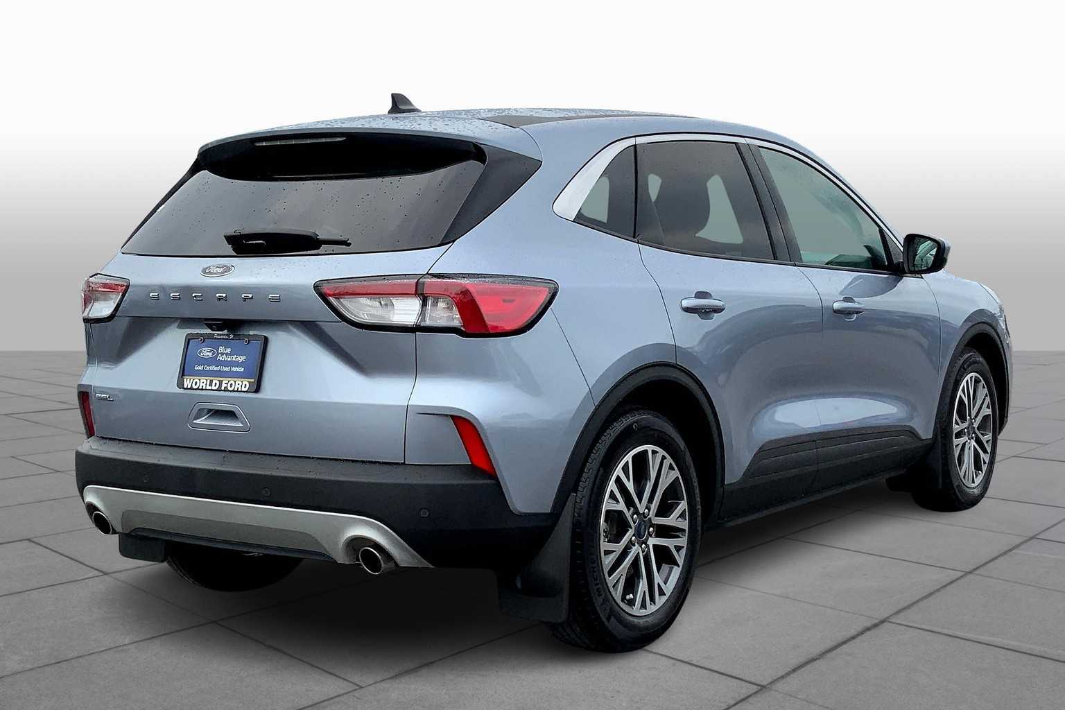 2022 Ford Escape SEL photo 12