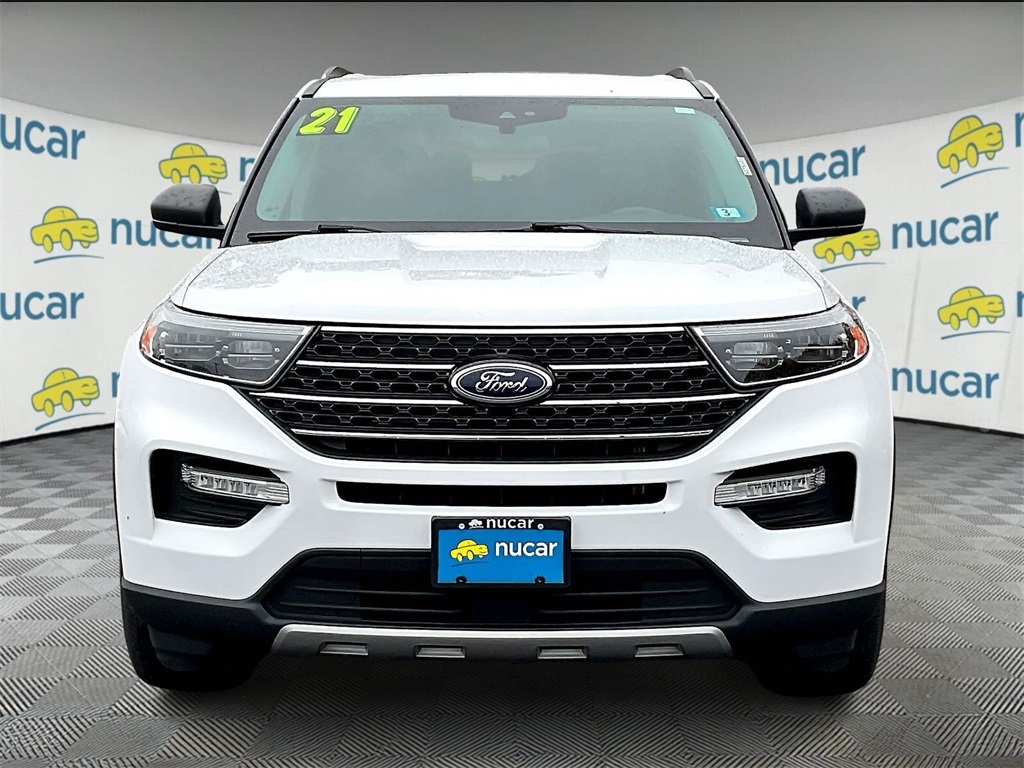 2021 Ford Explorer XLT photo 2