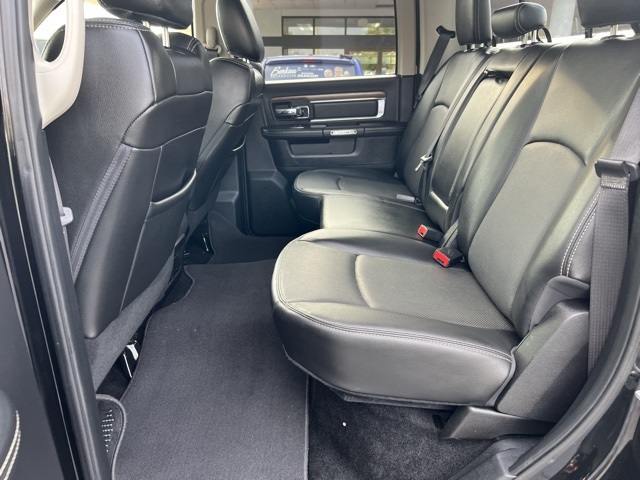 2014 Ram 3500 Laramie photo 17