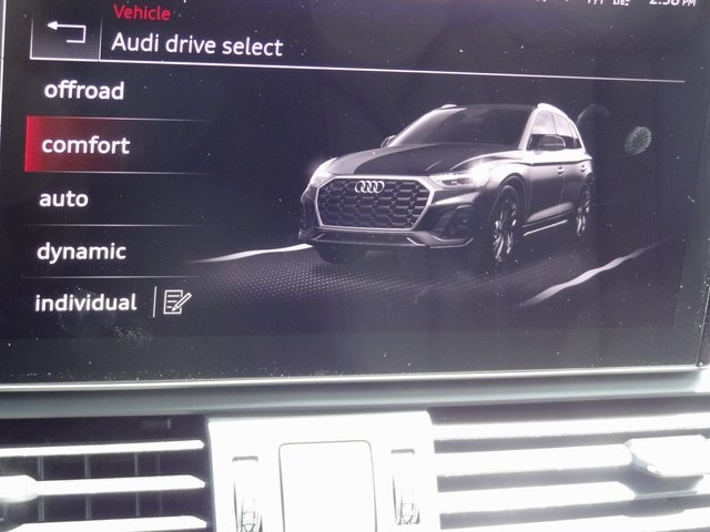 2024 Audi Q5 45 S line Premium photo 20