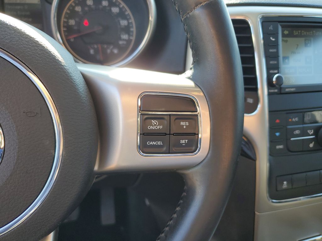 2012 Jeep Grand Cherokee Laredo photo 15