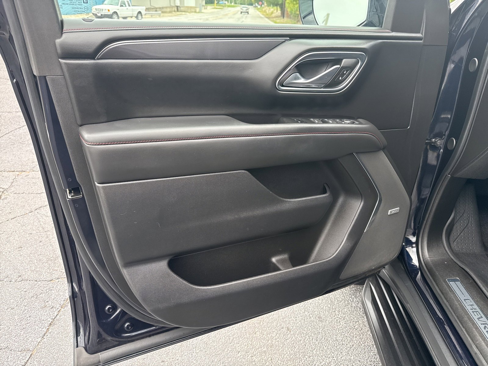 2023 Chevrolet Tahoe RST photo 18