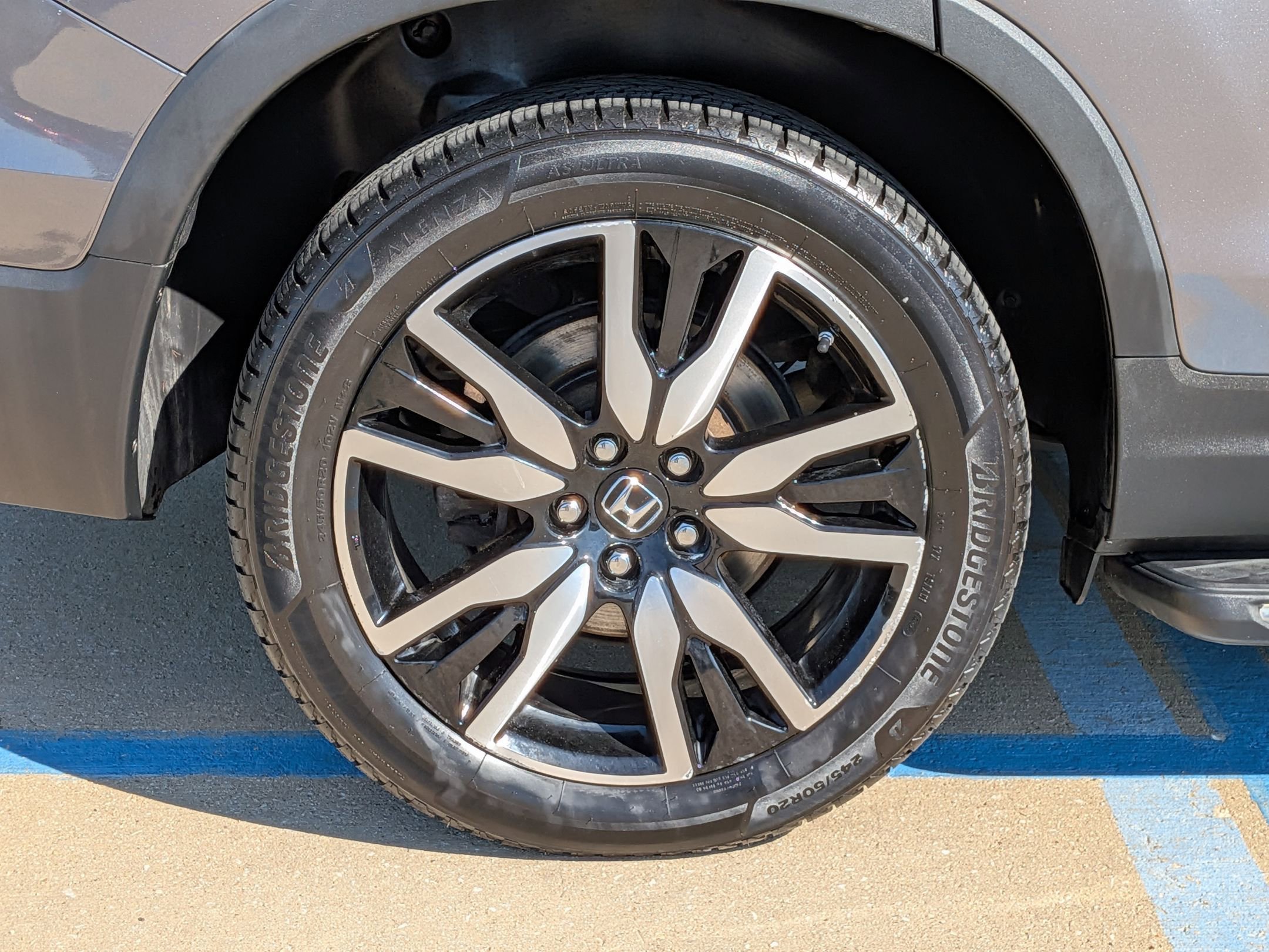 2019 Honda Pilot Touring photo 33