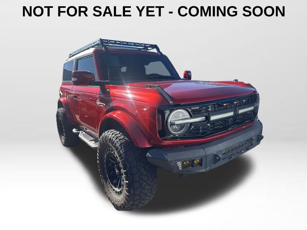 2022 Ford Bronco 2-Door Outer Banks's photo