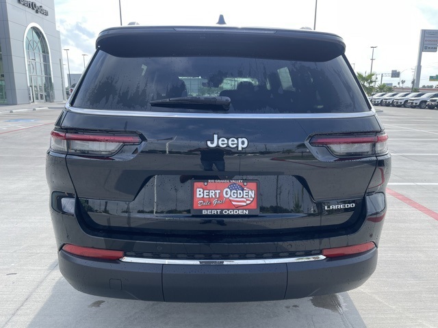 2025 Jeep Grand Cherokee Laredo X photo 6