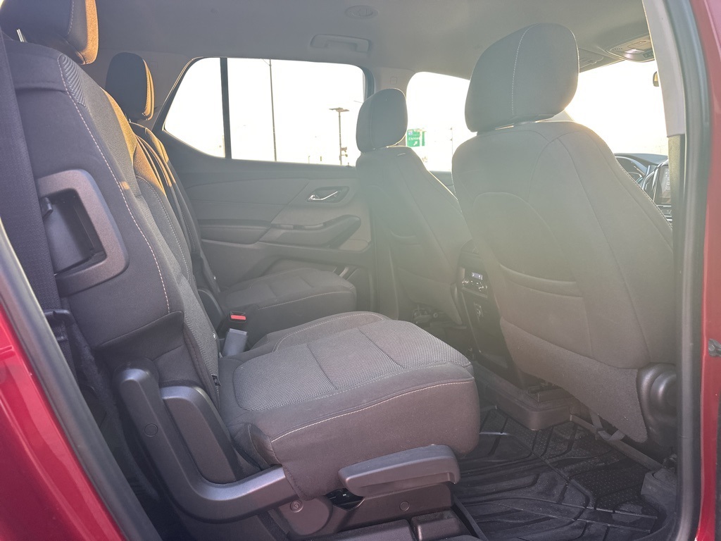 2019 Chevrolet Traverse Cloth 1LT photo 12