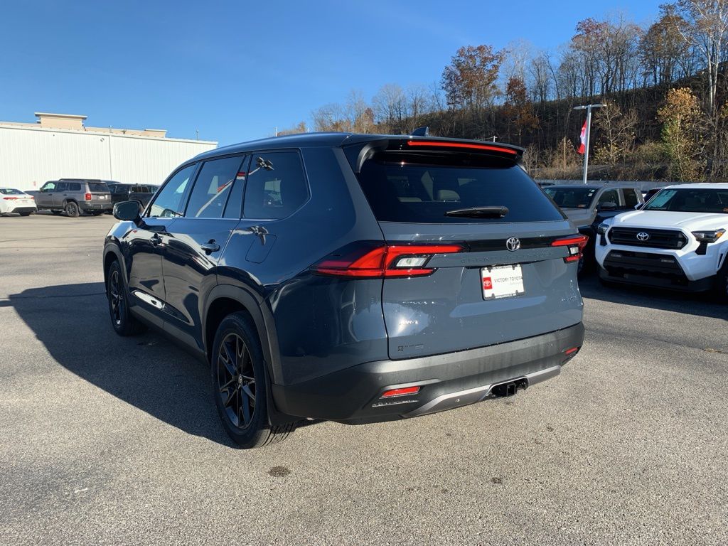 2026 Toyota Grand Highlander Limited photo 4