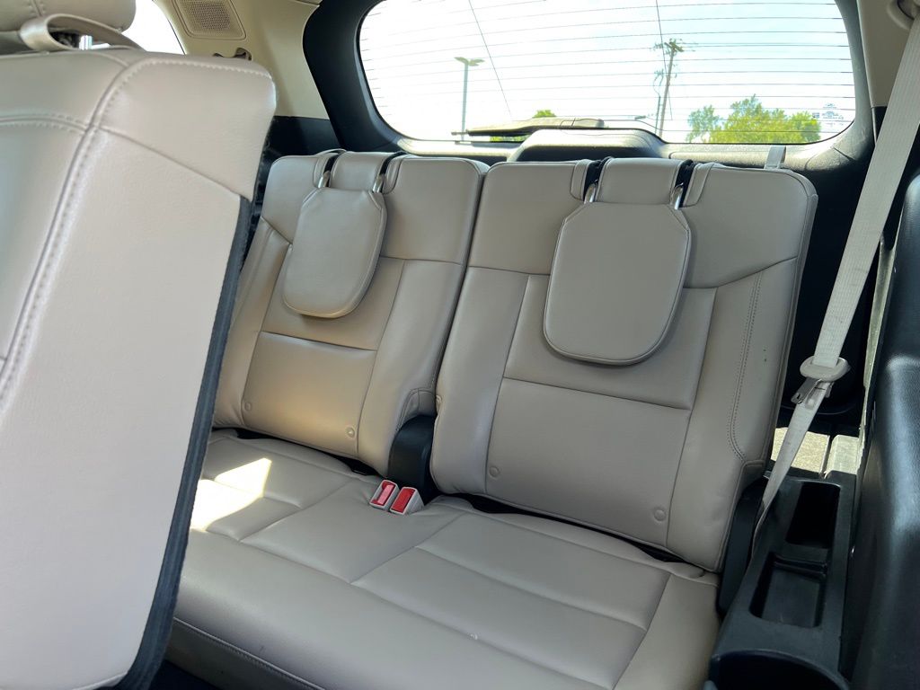 2022 Ford Explorer Limited photo 14