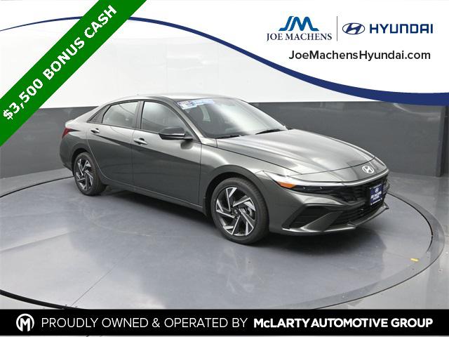 2025 Hyundai Elantra Blue's photo