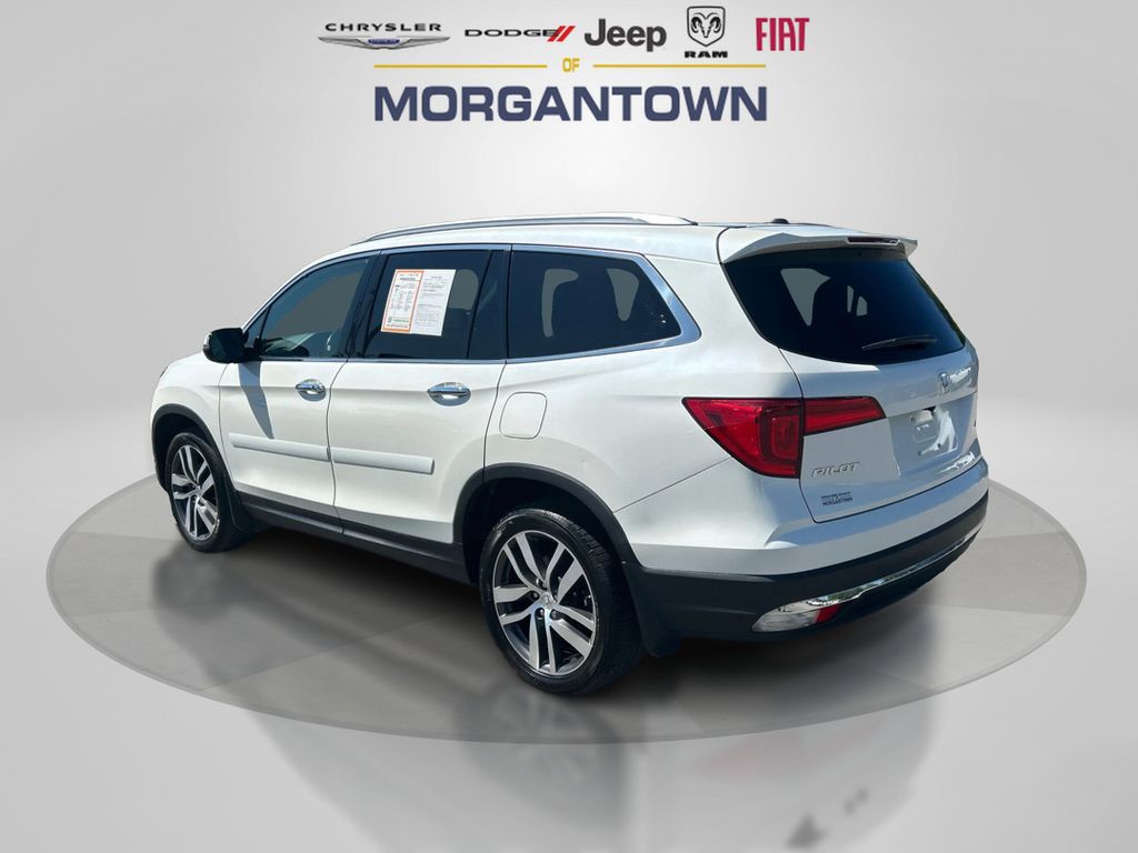 2017 Honda Pilot Elite photo 6