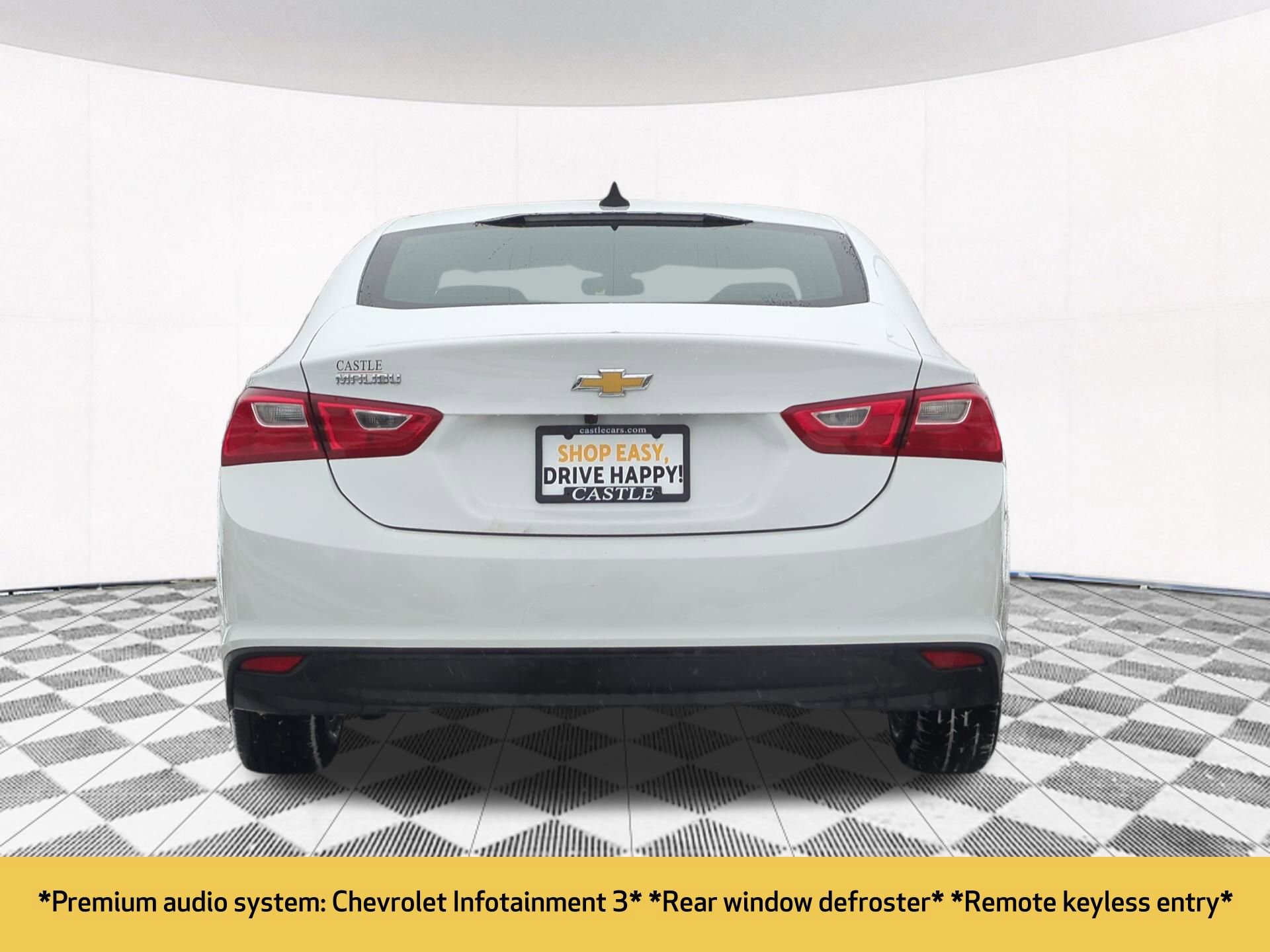 2020 Chevrolet Malibu photo 2