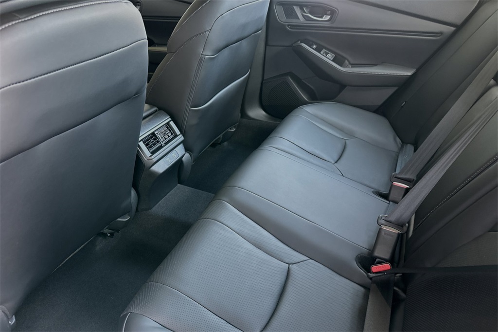 2025 Honda Accord Hybrid Touring photo 11