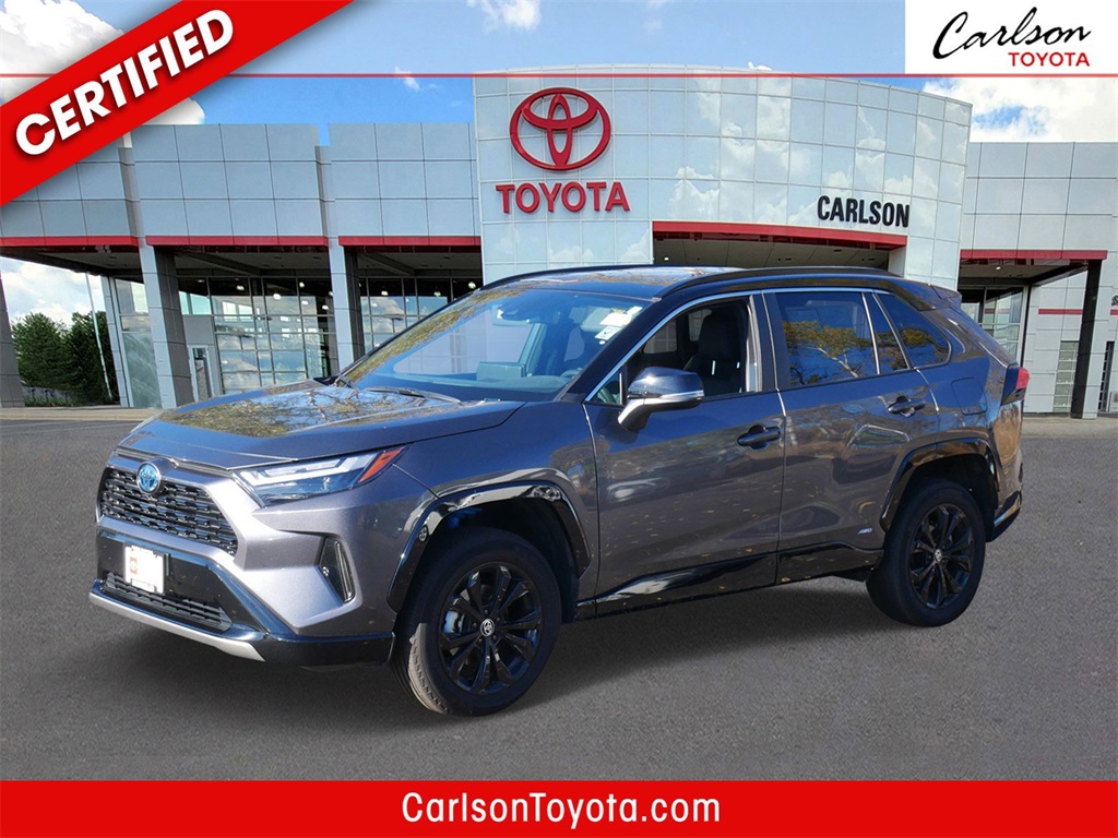 2024 Toyota RAV4 XSE's photo