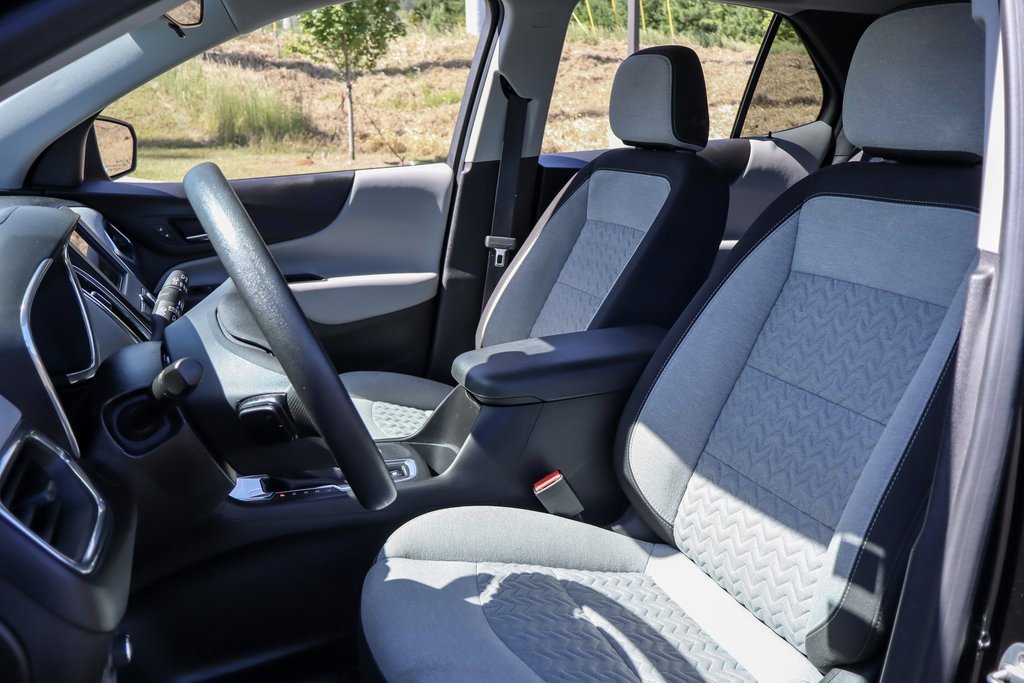 2022 Chevrolet Equinox LS photo 6