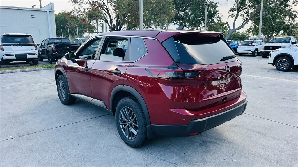 2026 Nissan Rogue S photo 4