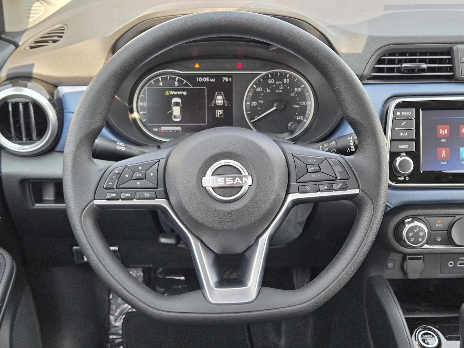 2025 Nissan Versa SV photo 17