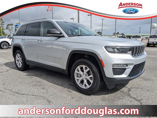 2022 Jeep Grand Cherokee Limited's photo