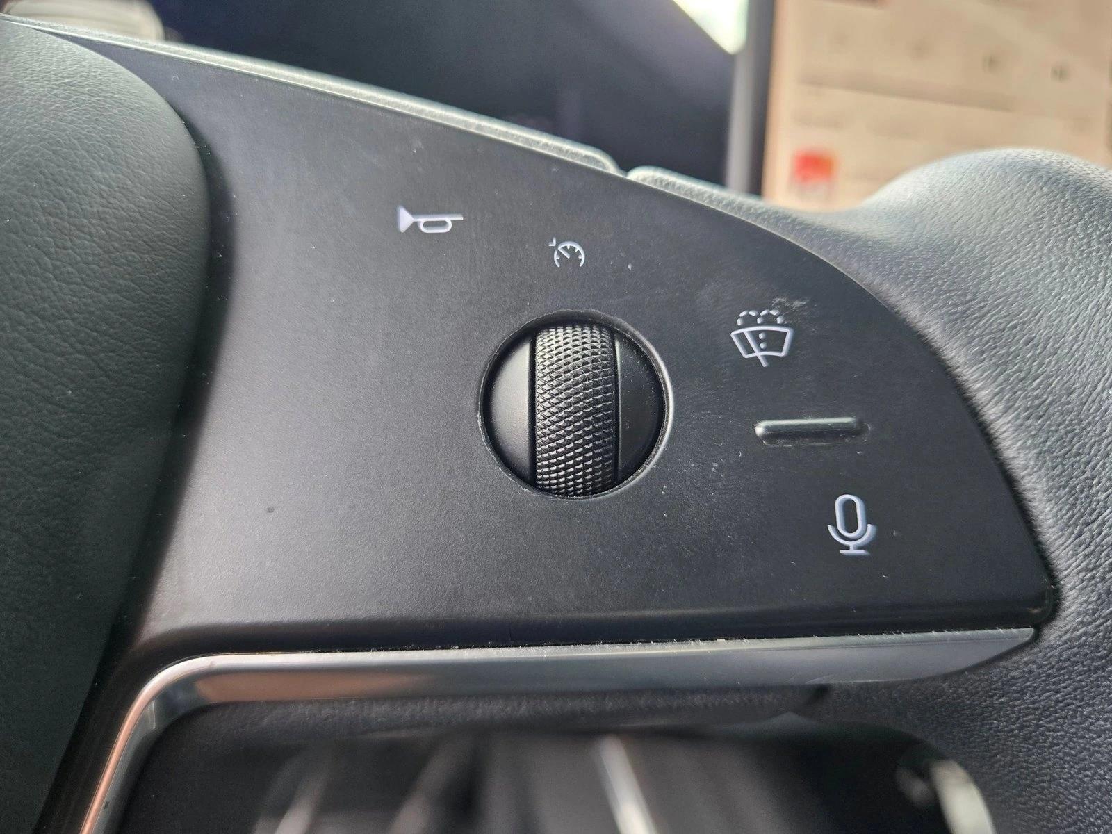 2022 Tesla Model X photo 12
