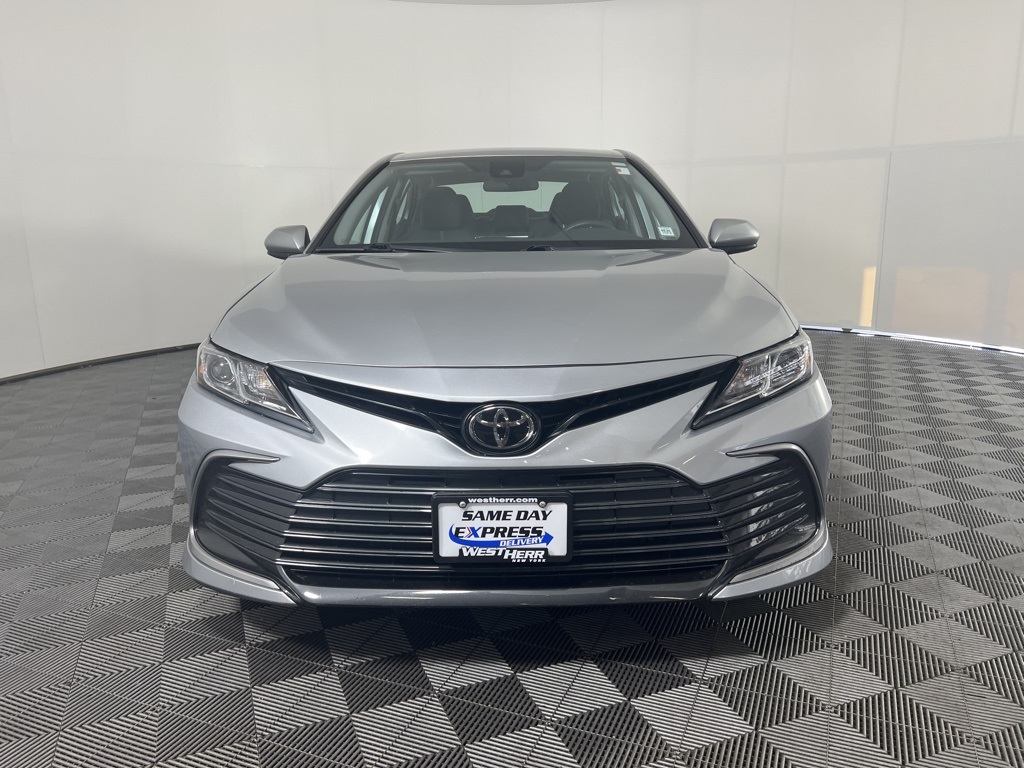 2023 Toyota Camry LE photo 24