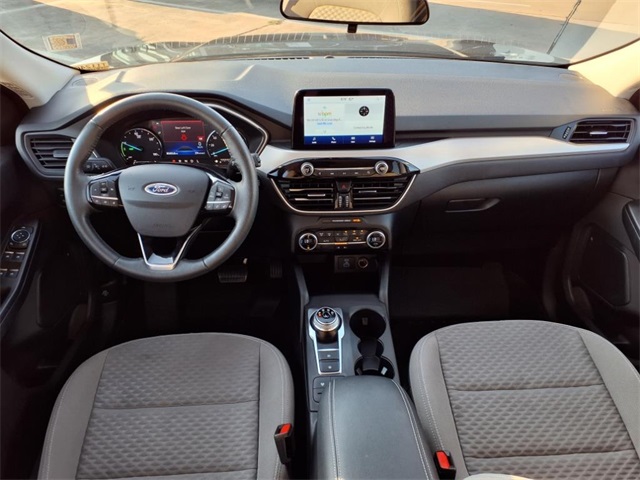 2021 Ford Escape SE Hybrid photo 2