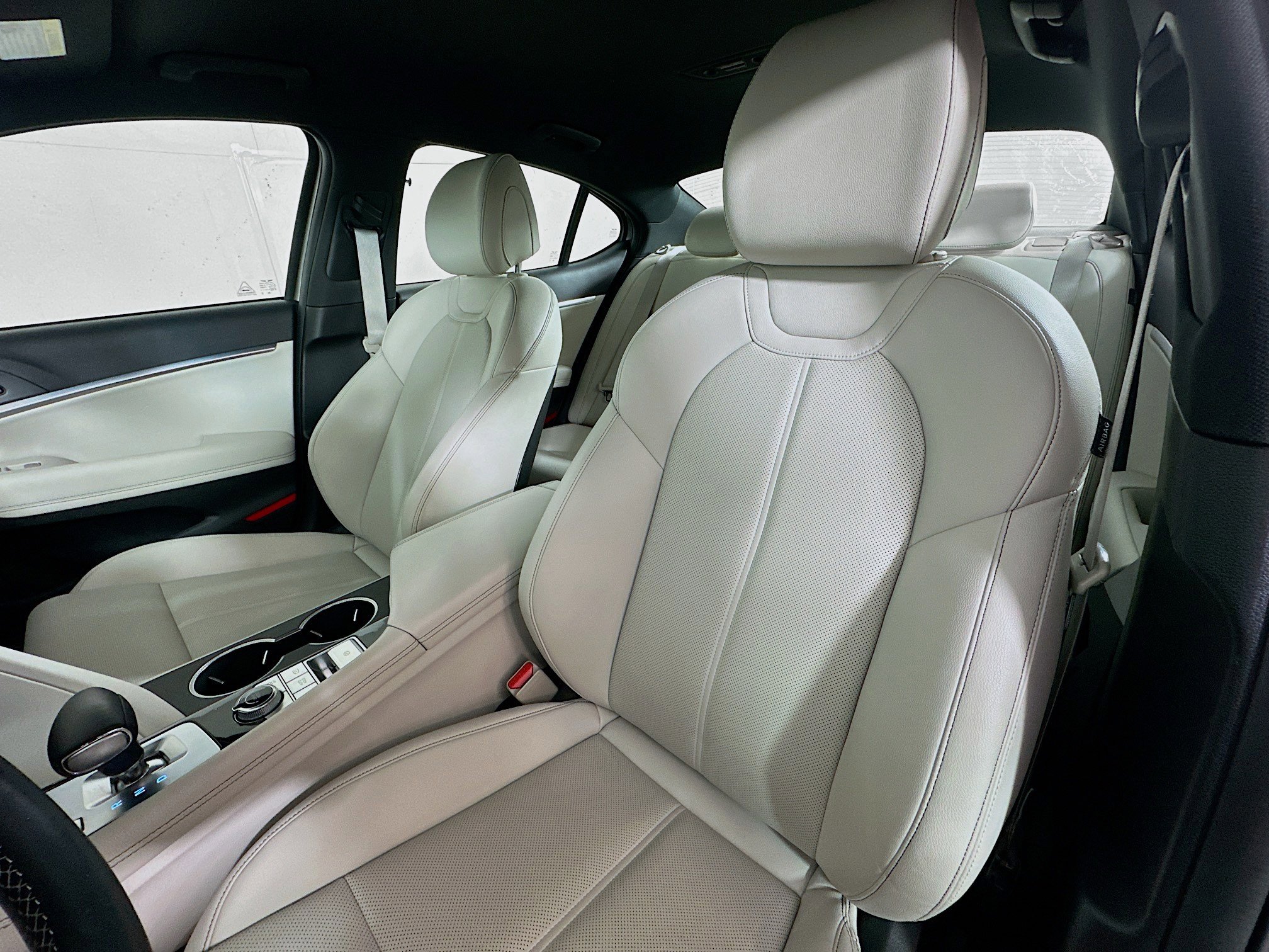 2025 Genesis G70 2.5T photo 20