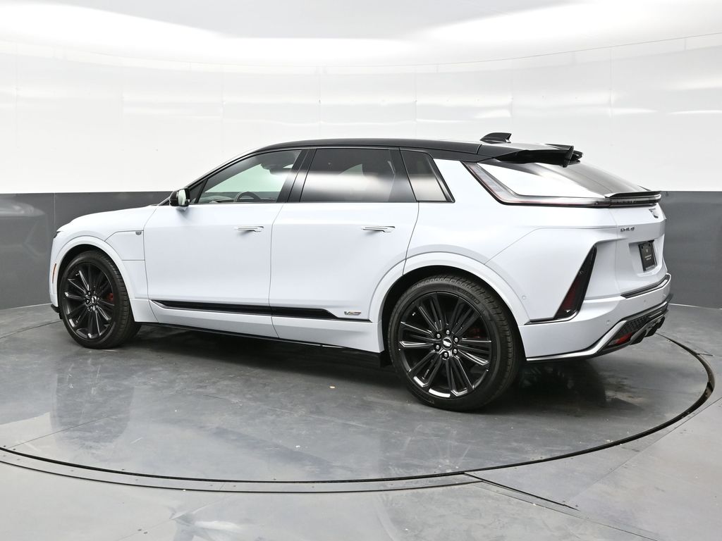 2026 Cadillac Lyriq photo 3