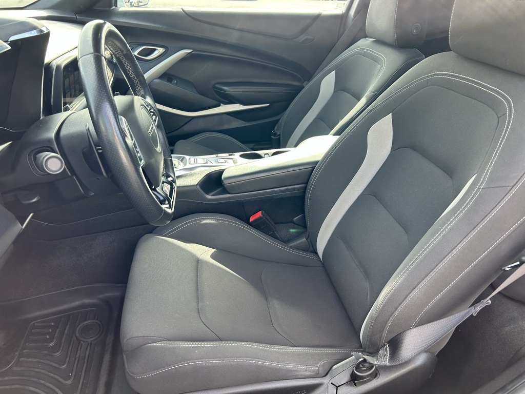 2018 Chevrolet Camaro SS photo 22