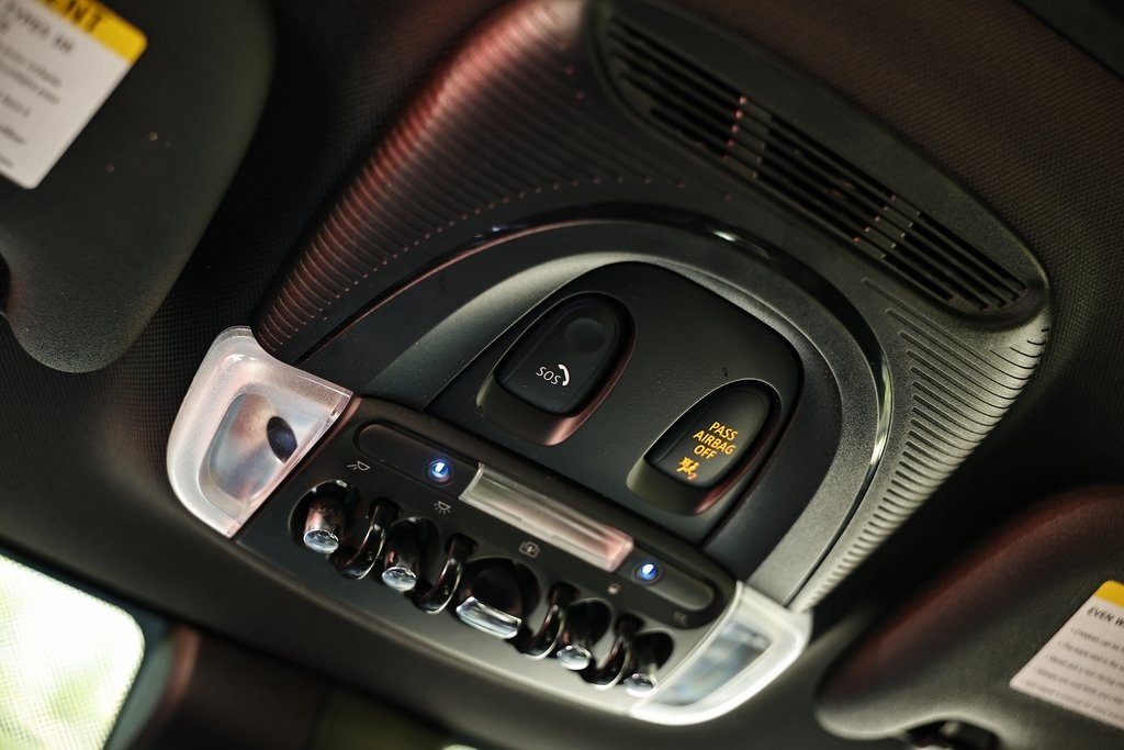 2020 Mini Cooper Signature photo 35