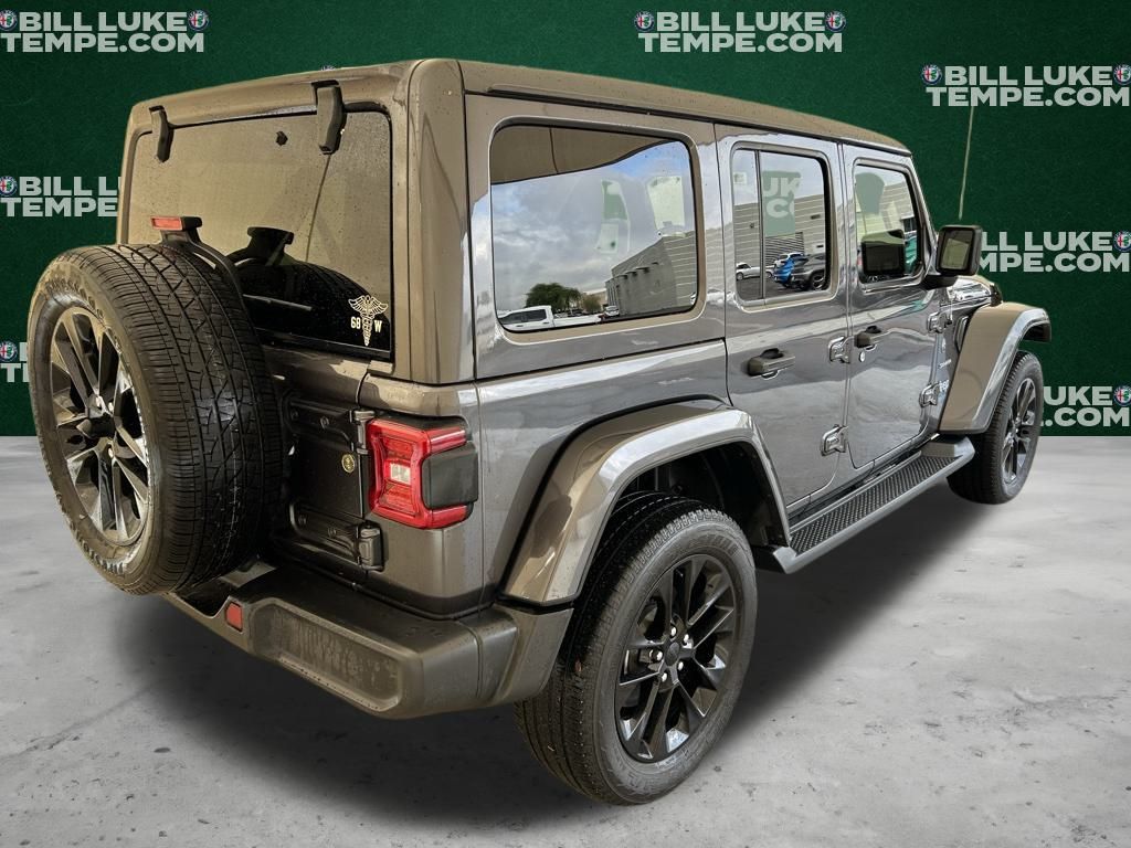 2021 Jeep Wrangler Unlimited Sahara 4xe photo 3