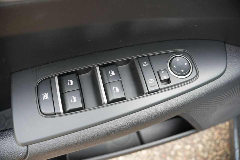 2023 Kia Forte LXS photo 19
