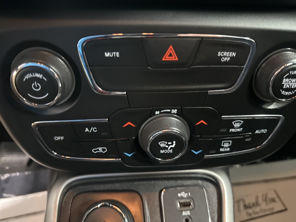 2020 Jeep Compass Sport photo 16