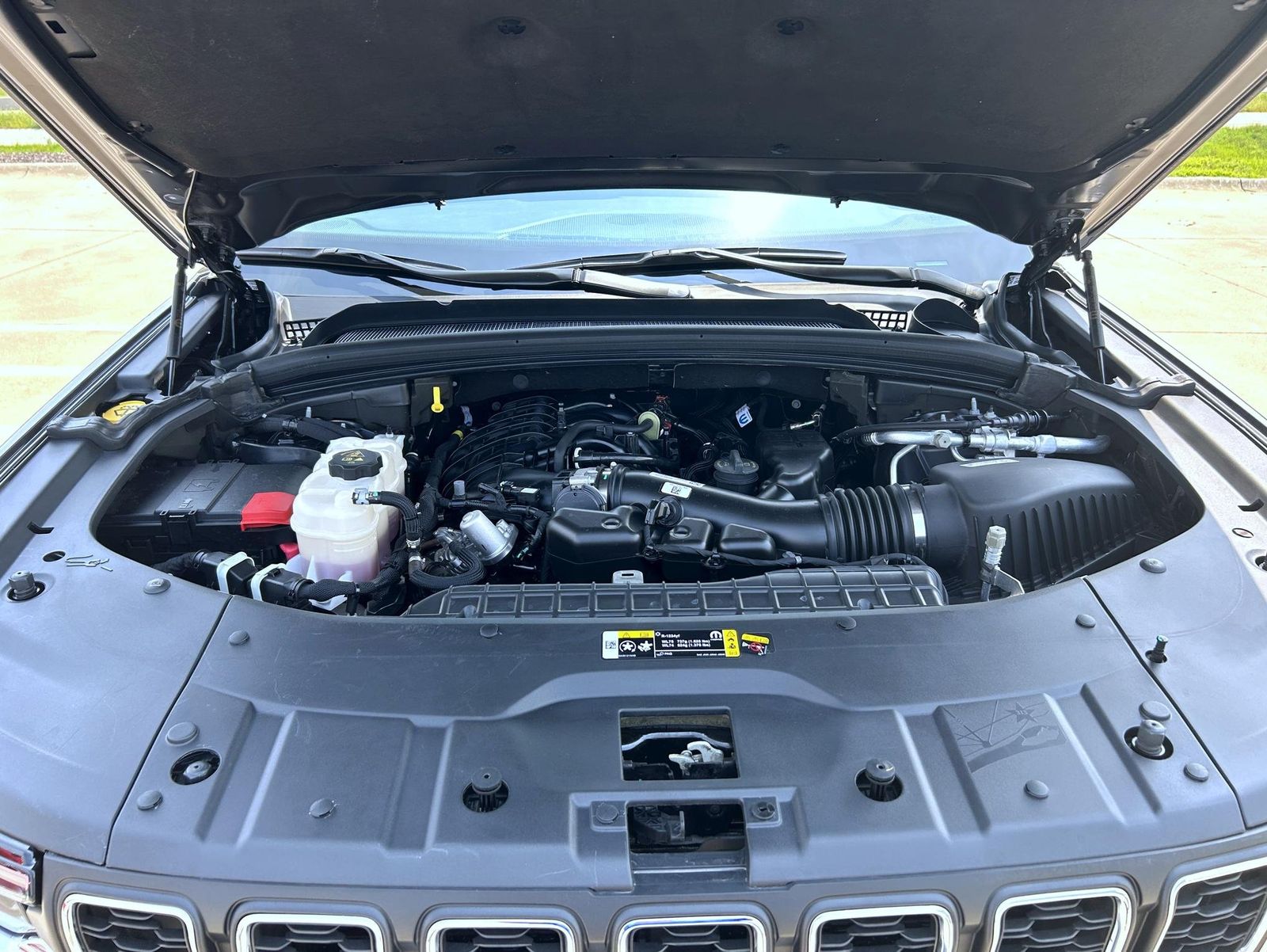 2023 Jeep Grand Cherokee Laredo photo 21