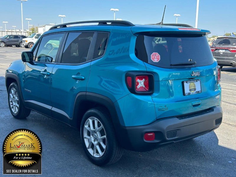 2021 Jeep Renegade Latitude photo 2