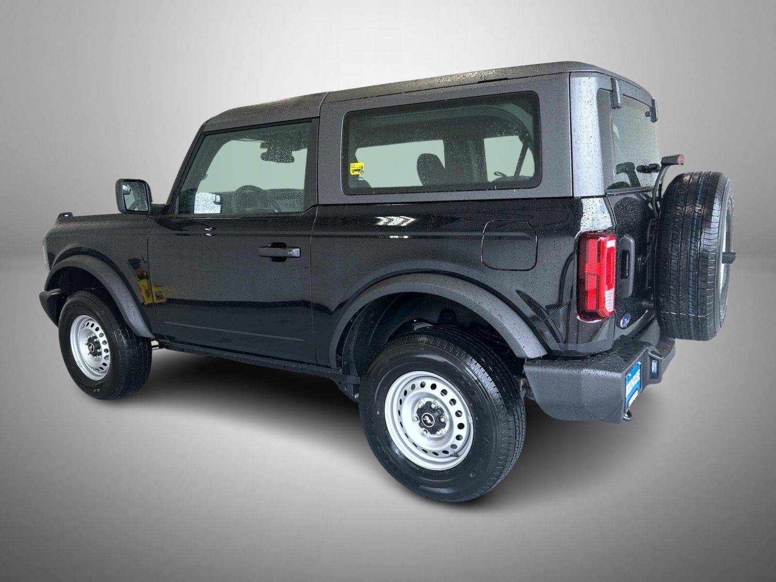 2025 Ford Bronco Base photo 5