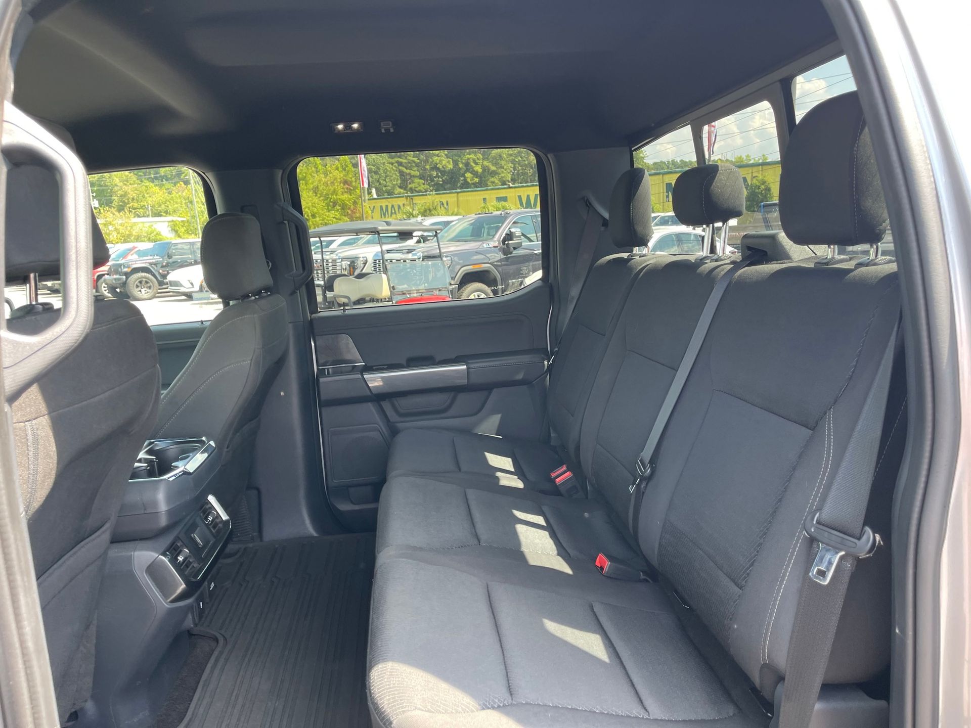2022 Ford F-150 XLT photo 22