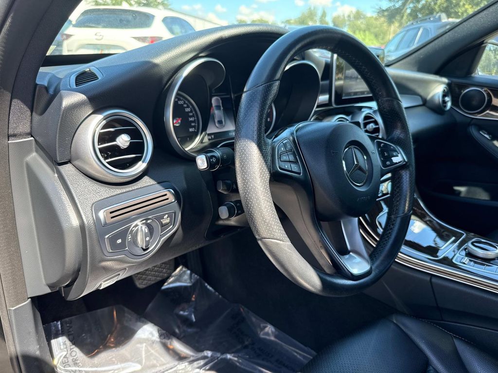 2018 Mercedes Benz C 300 photo 21