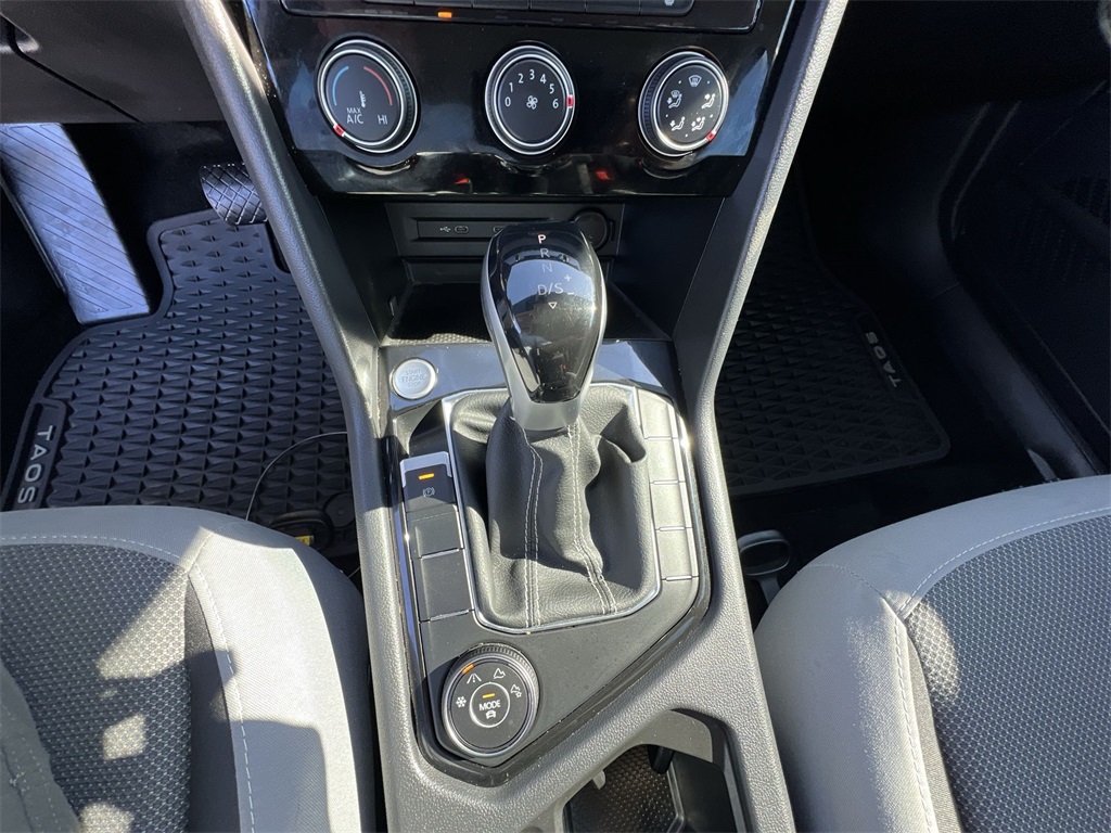 2024 Volkswagen Taos S photo 20