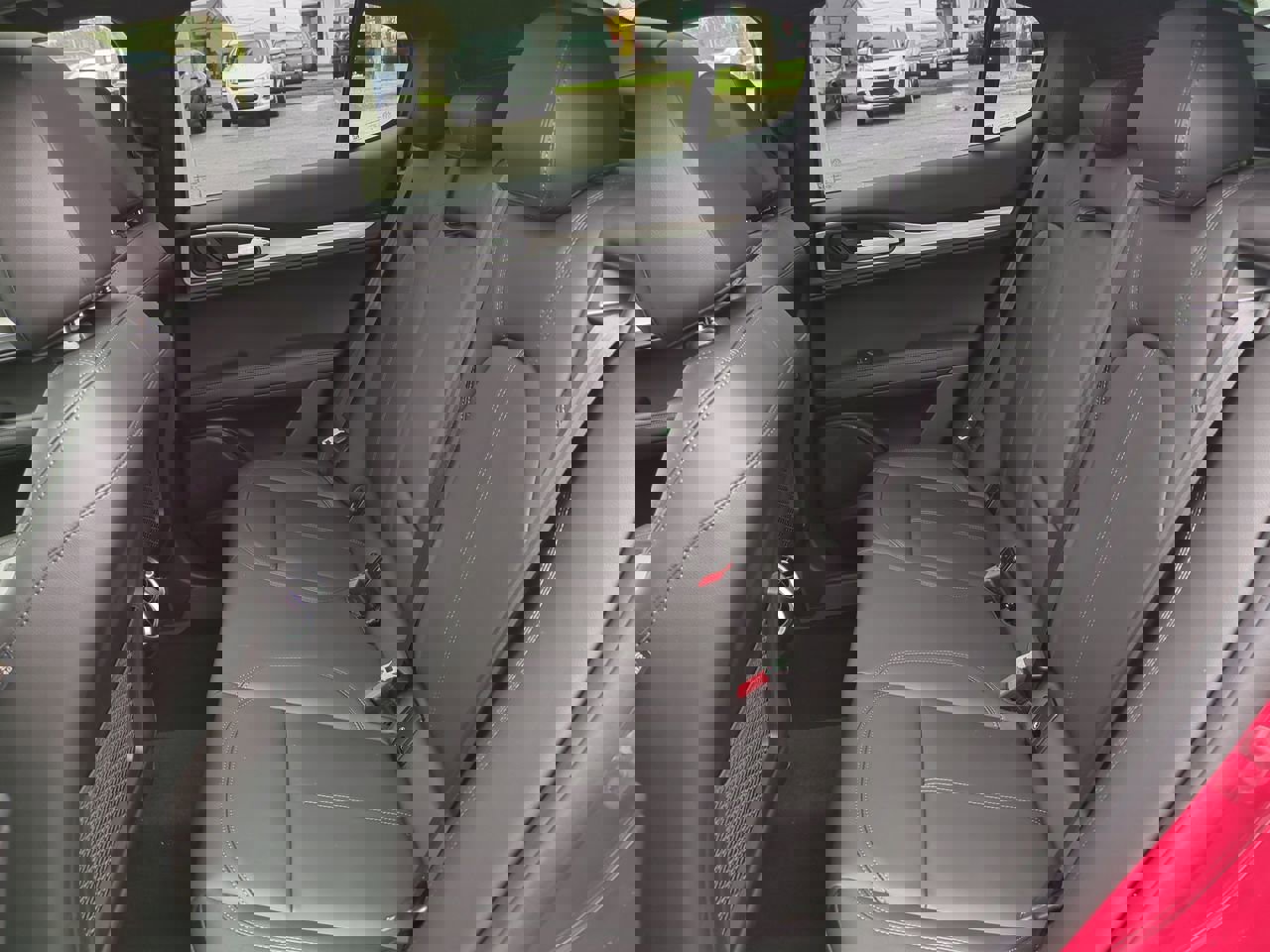 2025 Alfa Romeo Stelvio Sprint Base photo 13