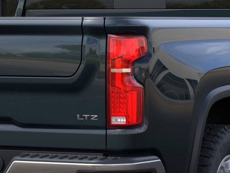 2025 Chevrolet Silverado 3500HD LTZ photo 11