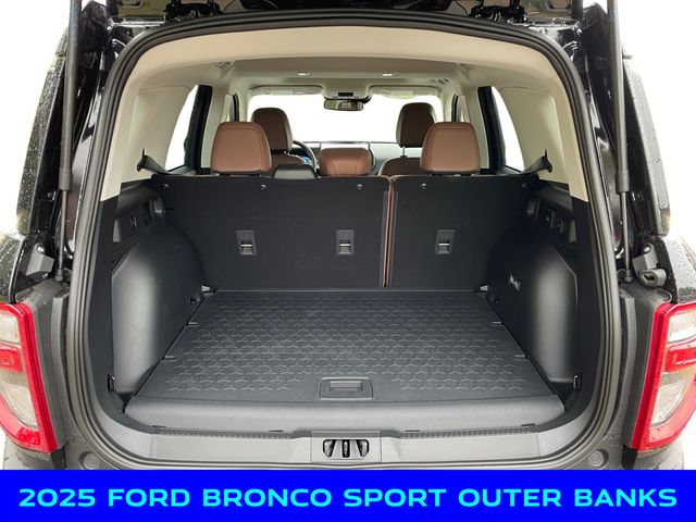 2025 Ford Bronco Sport Outer Banks photo 3