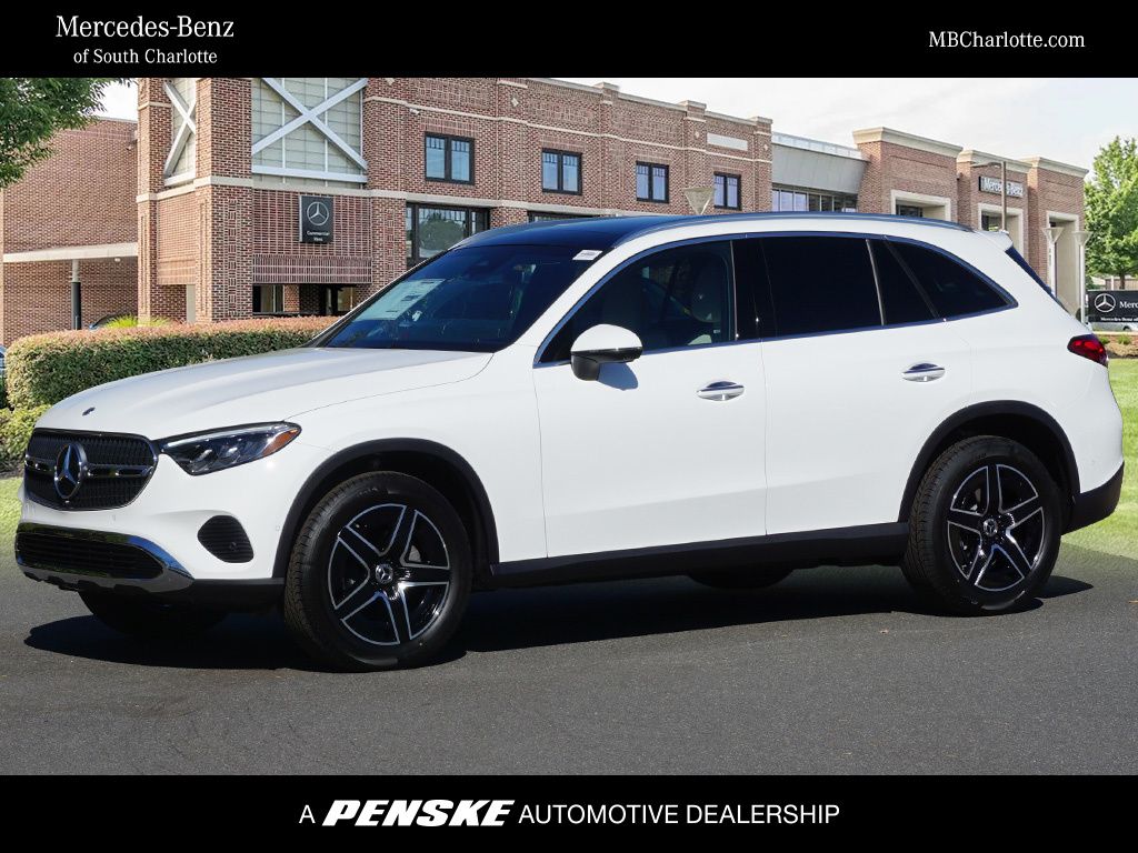 2026 Mercedes-Benz GLC Base's photo