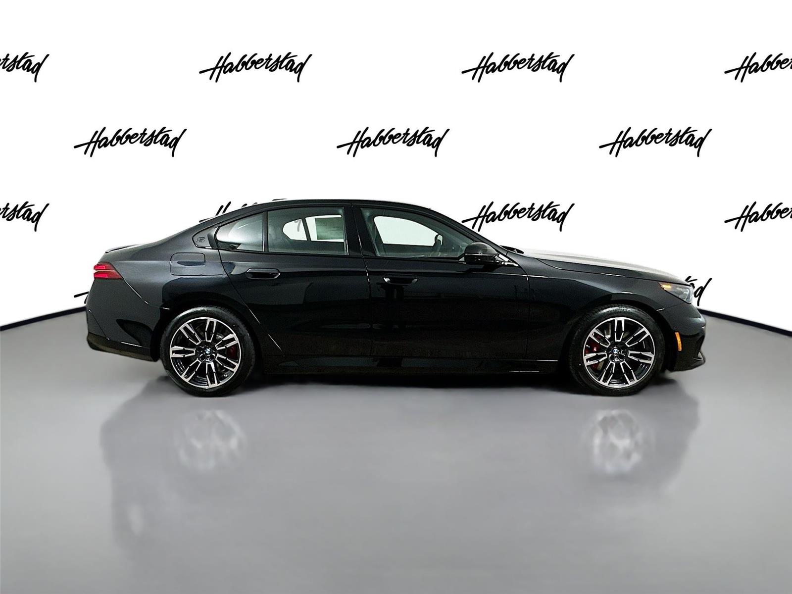 2026 Bmw 550e xDrive photo 4