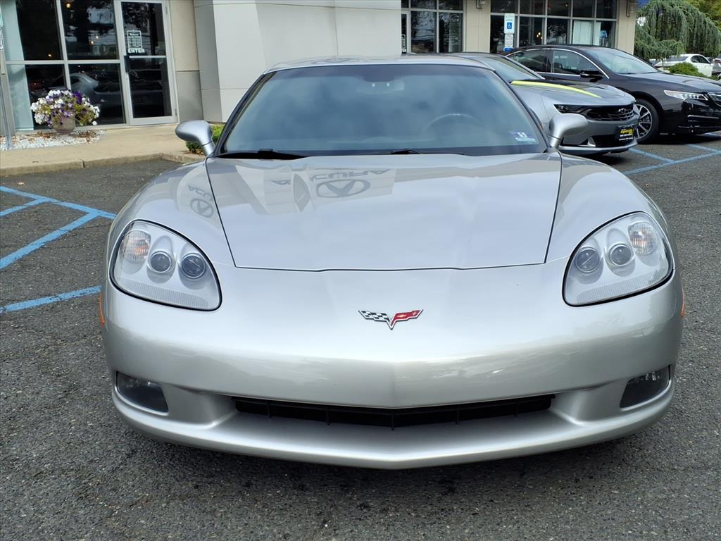 2006 Chevrolet Corvette photo 2