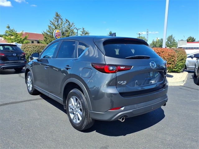 2023 Mazda CX-5 2.5 Select photo 3