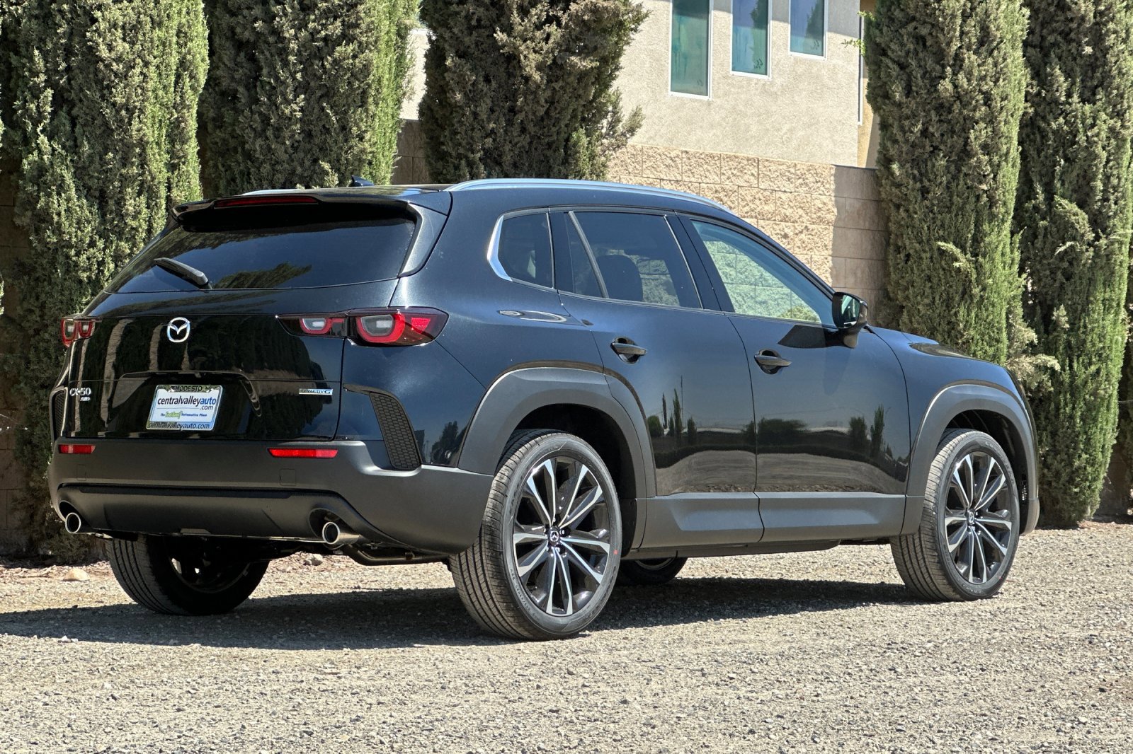 2025 Mazda CX-50 2.5 Premium Plus photo 4