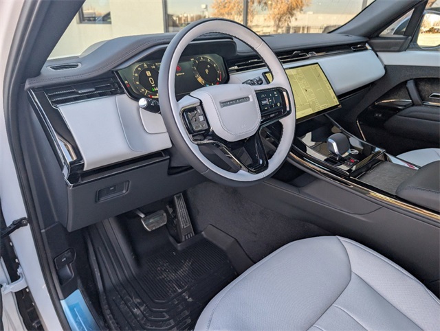 2025 Land Rover Range Rover Sport SE photo 9