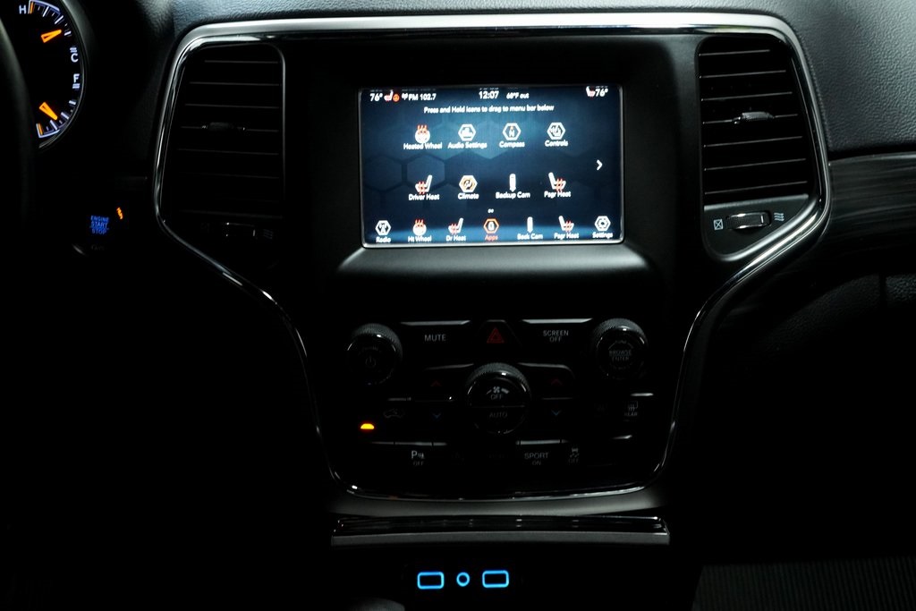 2021 Jeep Grand Cherokee Laredo E photo 16